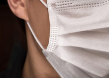 Bilim insanları: Tek kat ve bez maskeler Omicran’a karşı etkisiz