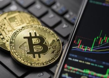 Bitcoin'de b&uuml;y&uuml;k d&uuml;ş&uuml;ş: 39 bin doların altında