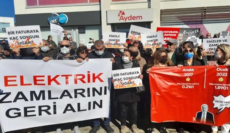 Bodrumlular elektrik faturalarını protesto etti: Zamlar geri alınsın