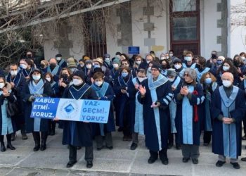 Boğaziçi'nde atanmış rektörün seçilmiş dekanları görevden almasına tepki: Kabul etmiyoruz