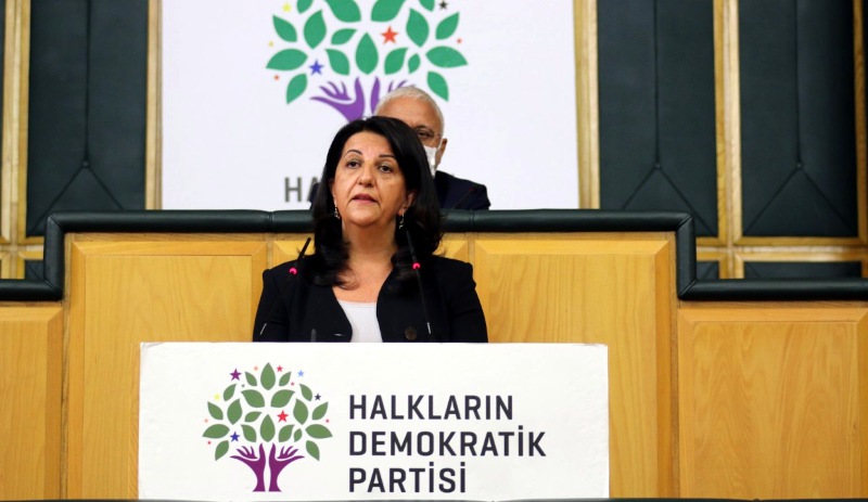 Buldan: Çifte yenilgi aldığınız İstanbul halkları sizi tarihin çöplüğüne gönderecektir