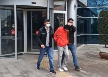 Bursa'da canlı yayında uyuşturucu kullanan 2 kişi tutuklandı