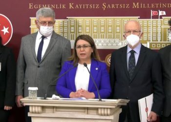 CHP'liler ve KHK'li akademisyenlerden ortak çağrı: OHAL Komisyonu derhal lağvedilmelidir