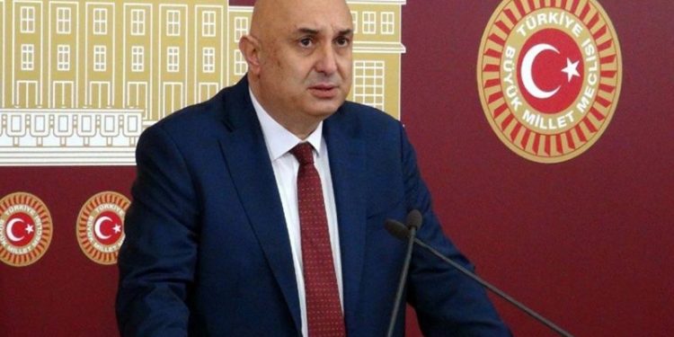 CHP’li Özkoç'un Cumhurbaşkanı Erdoğan'la ilgili sözlerini içeren haberlere erişim engeli