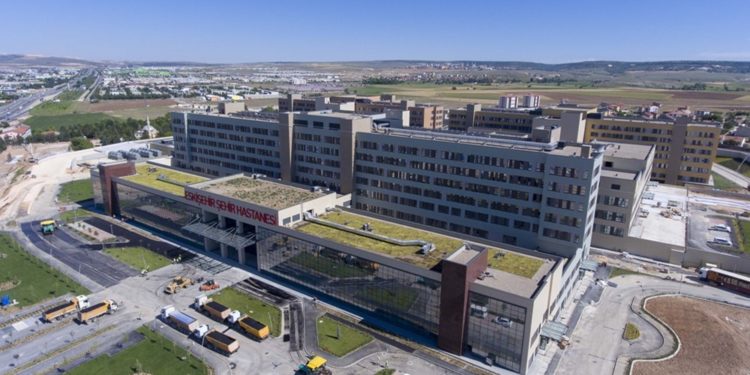 CHP’li Şahin: Şehir hastaneleri sözleşmesindeki ticari sırrı bulduk, döviz garantili ödeme bitirilebilir