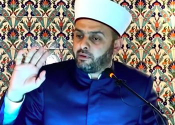 Cami imamı hilafet çağrısı yaptı: O makamı geri istiyoruz