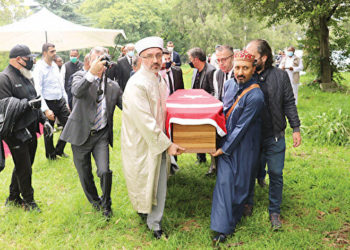 Cemaatle ‘mücadele’den mezardakiler de payını alıyor: Remzi Efendi’nin naaşı geri taşındı