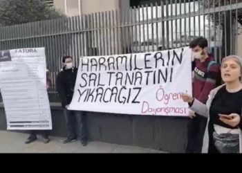 Cengiz Holding önünde öğrenci eylemi: Tahtlarınızı yıkacağız