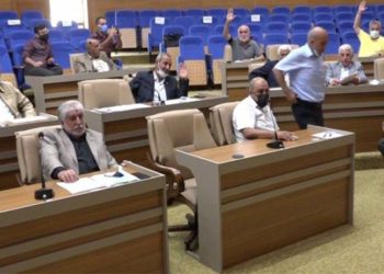 Cumhur İttifakı’nda ‘hizmet ayrımcılığı’ tartışması