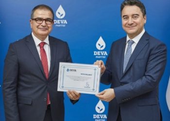 DEVA Partisi Manisa İl Başkanı Prof. Dr. Süreyya Sakınç, istifa etti