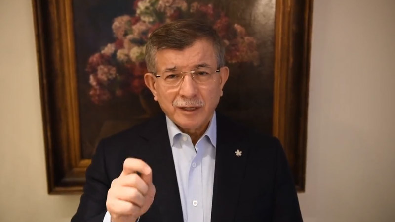 Davutoğlu: Türkiye’nin Kazakistan'a gerekli katkıyı yapması tarihi bir görevdir; şu ana kadar bu yönde yeterli adımlar atılmadı