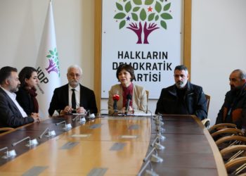 Dedeoğulları ailesinden HDP’ye ziyaret: Soruşturma katilin söyledikleriyle sınırlı kalmamalı