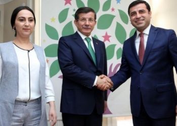 "Demirtaş'ın ceza davası, Davutoğlu'ndan bağımsız ger&ccedil;ekleşen bir yargılamadır"