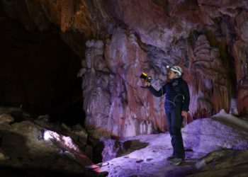 'Derin Zaman' deneyi: 40 gün boyunca bir mağarada yaşadılar