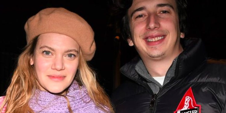 Derya Şensoy: İnsanın sette korona kapmama ihtimali yok