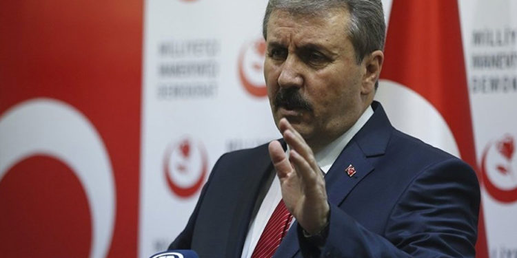 Destici: Biri 2 bin 500 lira maaşa mahkûmsa 3-5 maaş almak hak değil