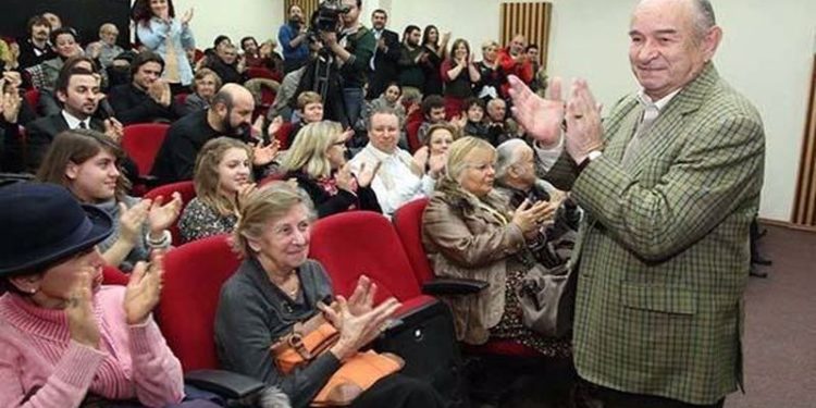 Devlet Tiyatroları eski Genel Müdürü Bozkurt Kuruç hayatını kaybetti