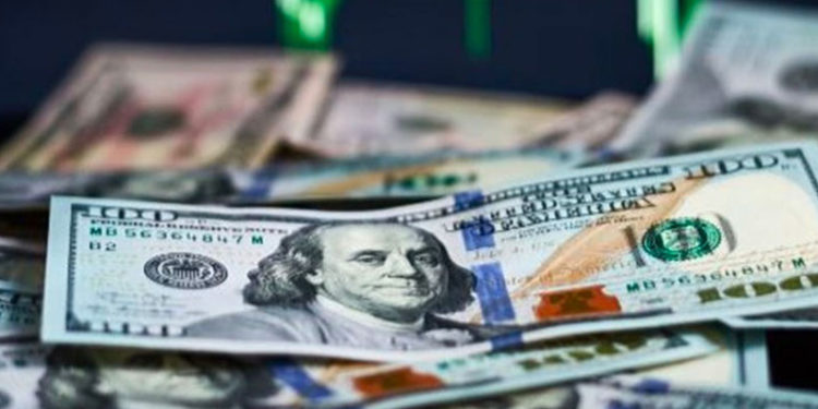 Dolar kuru 13,87 TL’yi aştı