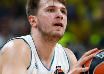 Doncic'in 'triple double' yaptığı maçta Mavericks, Bulls'u yendi