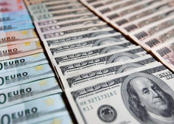 Dövizini bozdurup TL'ye geçen şirketlere vergi istisnası görüşmeleri başlıyor