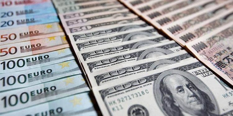 Dövizini bozdurup TL'ye geçen şirketlere vergi istisnası görüşmeleri başlıyor