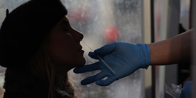 Dünya genelinde Kovid-19 vakalarının sayısı 303 milyonu geçti