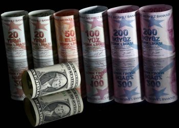 EBRD'den açıklama: Enflasyonla mücadele faizle yapılır, Türkiye başka bir yol izliyor