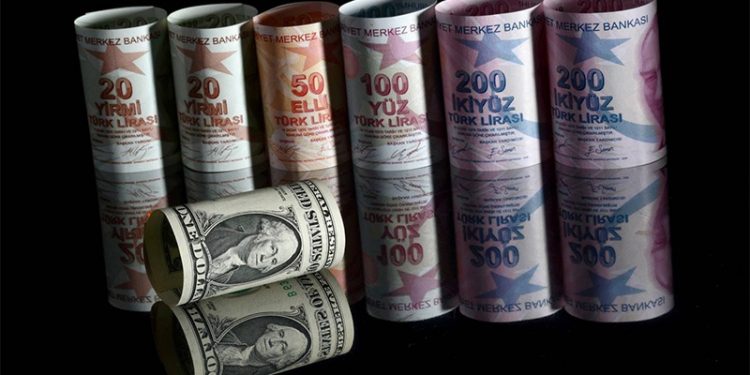 EBRD'den açıklama: Enflasyonla mücadele faizle yapılır, Türkiye başka bir yol izliyor