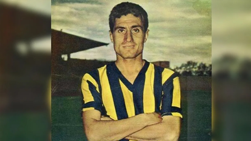 Efsane futbolu Lefter Küçükandonyanis ölümünün 10. yılında anılıyor