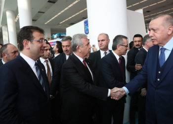 Ekonomik kriz etkisini gösteriyor: Erdoğan tüm anketlerde düşüşte
