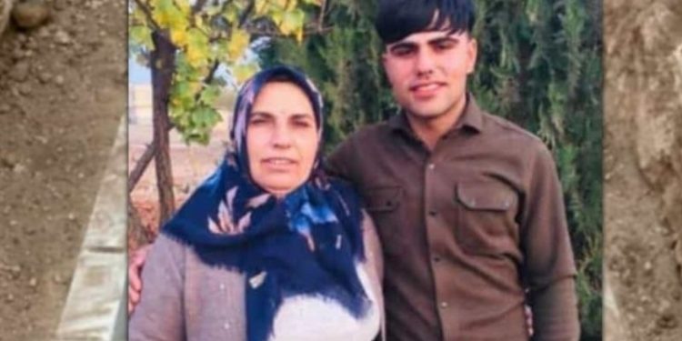 Elektrik akımına kapılan anne ve oğlu hayatını kaybetti