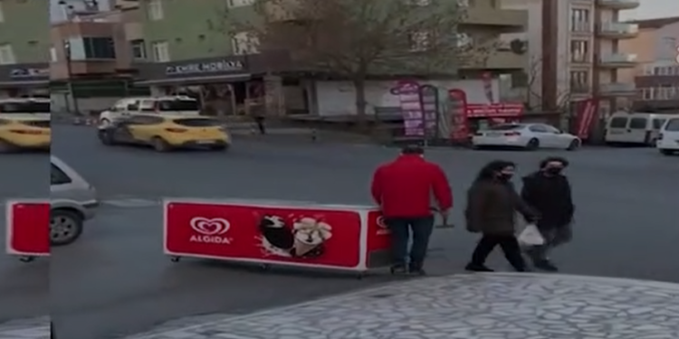 Elektrik faturaları katlandı, bakkallar buzdolaplarını iadeye başladı