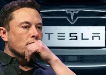 Elon Musk'a kötü haber: Dünyanın dört bir yanındaki Tesla araçları hackledi