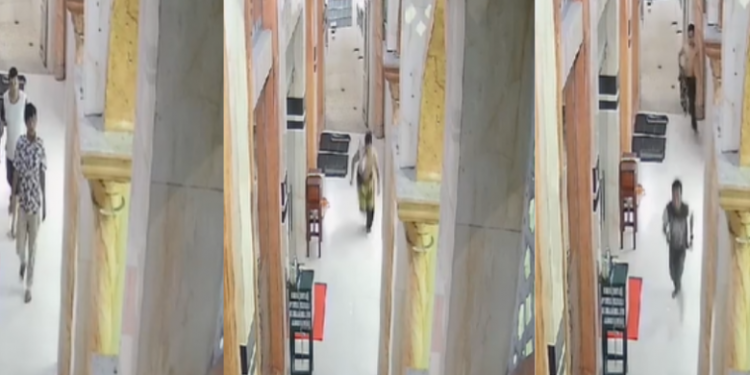 Endonezya'da bir caminin internet şifresi değişti; oyunları bozulan gençler personeli palayla kovaladı