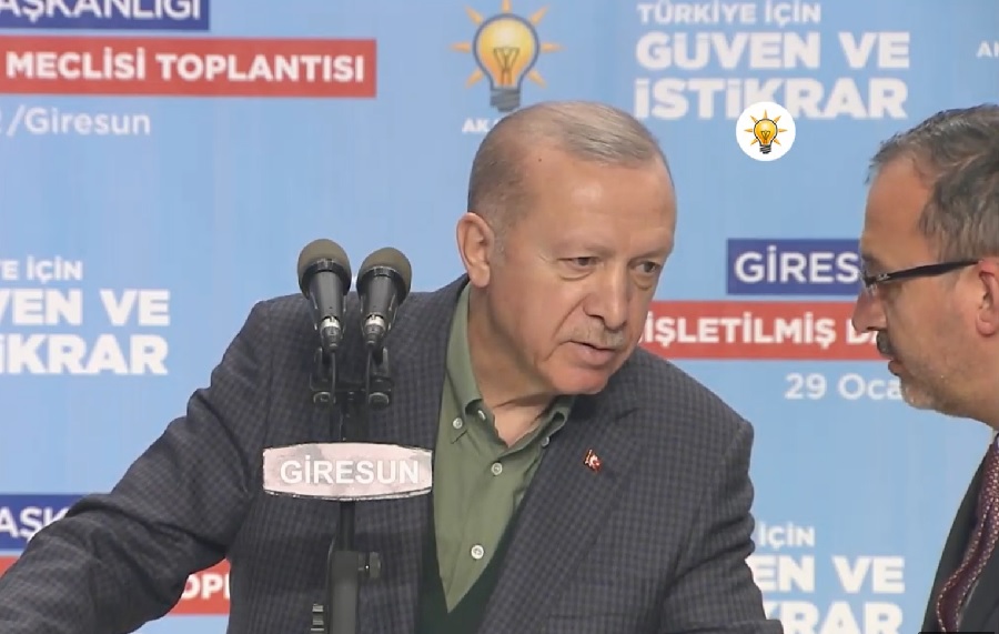 Erdoğan, Bakan Kasapoğlu ve İl Başkanı’nı fırçaladı: ‘Bizi düğün salonlarına sıkıştırmayın’