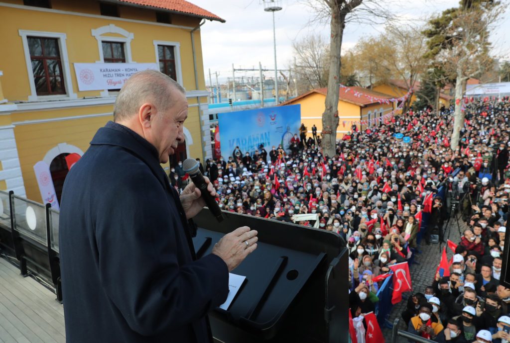 Erdoğan: Bay Kemal birilerini havlatıyor kendisi de arkadan izliyor