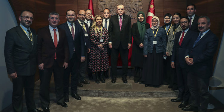 Erdoğan: 2022 en parlak yılımız olacak; kademeli şekilde kur da düşecek faiz de