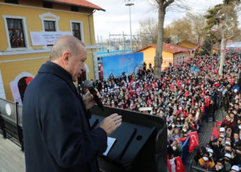 Erdoğan: Bay Kemal birilerini havlatıyor kendisi de arkadan izliyor