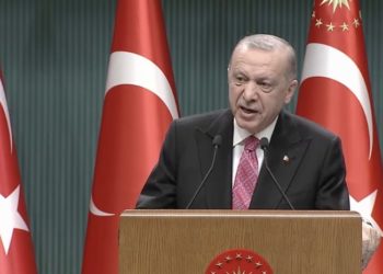 Erdoğan: Enerji fiyatlarında vatandaşı koruyacak yol izledik