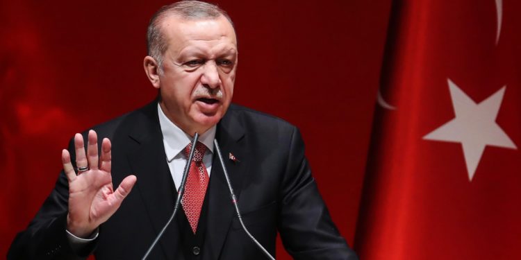 Erdoğan: Kurun istikrar kazanmasıyla piyasalarda aşırı dalgalanmaların bir daha yaşanmayacağını düşünüyoruz