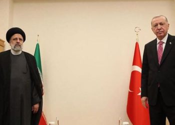 Erdoğan, İran Cumhurbaşkanı Reisi ile telefonda görüştü