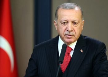 Erdoğan'a görev onayı anketi: 14 puan geride ama destek verenlerde artış var