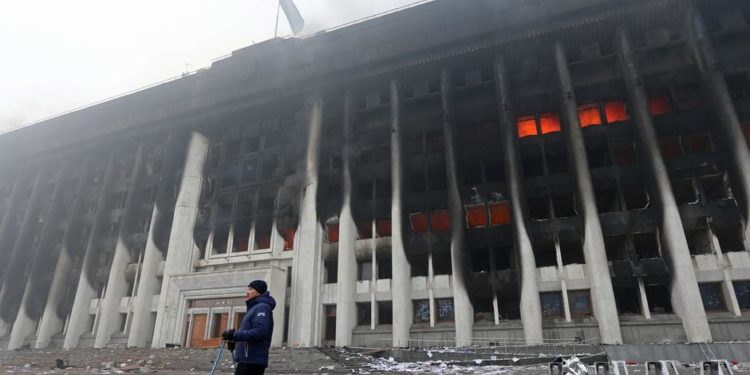 Erdoğan'dan Kazak lider Tokayev'e "dayanışma" mesajı