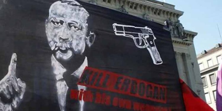 'Erdoğan'ı öldürün' davası başladı: 4 sanık yargılanıyor