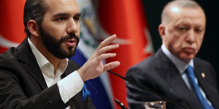 Erdoğan’dan El Salvador’a büyükelçilik ve iade-i ziyaret vaadi
