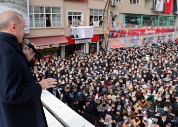 Erdoğan’dan İmamoğlu’na: ‘Kar umurunda değil, balıkçıya kafayı bulmaya gidiyor’