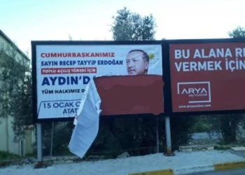 Erdoğan’ın afişlerini yırtan kişi gözaltına alındı