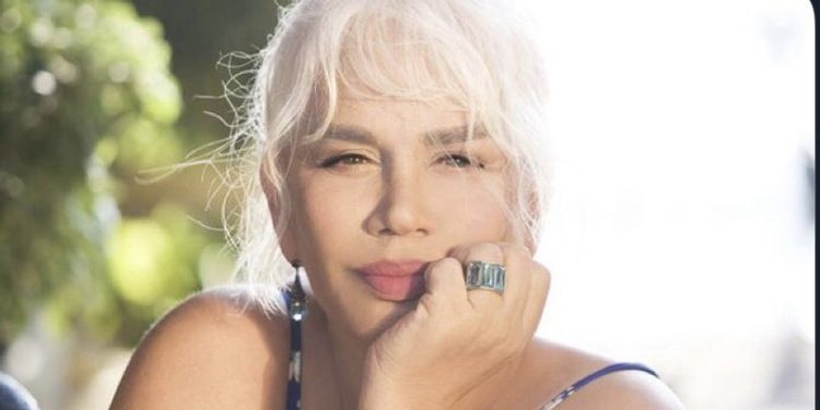 Ertuğrul Günay: Sezen Aksu yaradanın bu ülkeye en güzel armağanlardan biridir