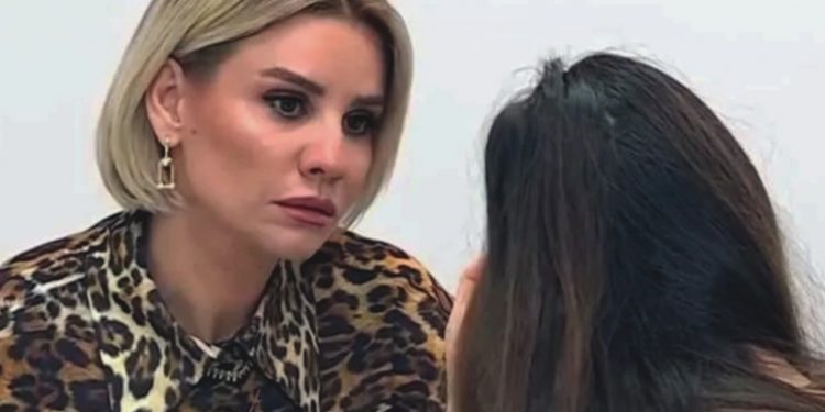 Esra Erol'a tepki: Yaptığı psikolojik şiddettir