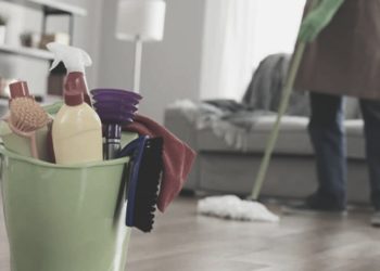 Ev temizliği için çağırdığı kadına cinsel saldırıda bulundu, cep telefonuna el koydu